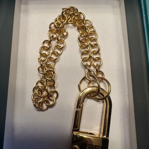 EFFY Gold Chain Key Chain Charm for Women Handbag Accessory with Clasp and Ring - Picture 5 of 8